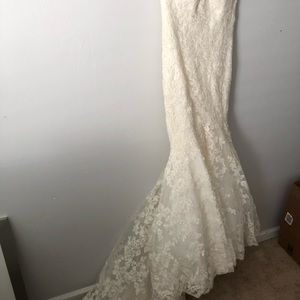Size 2 wedding gown